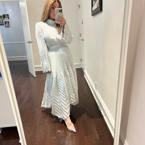 Johnathan simkhai - Picture 2 of 2